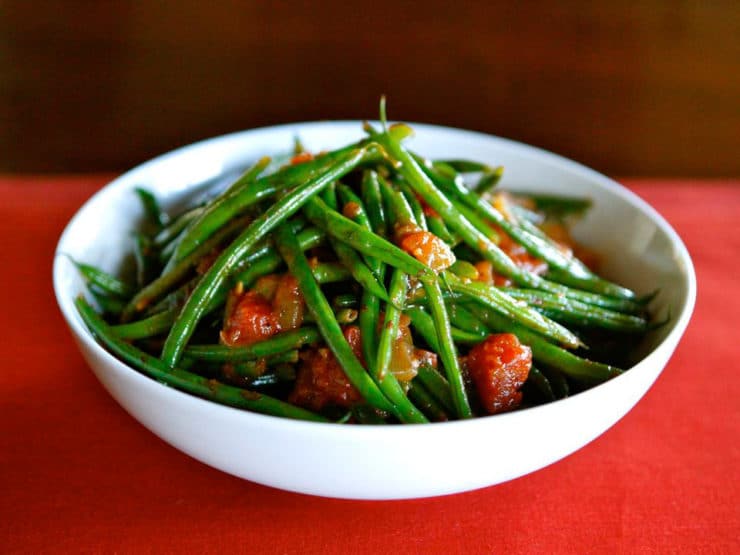 Green Bean Tomato Saute - Healthy Vegan Side Dish