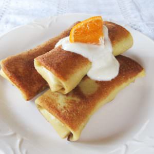 Citrus Vanilla Blintzes – Celebrate Hanukkah with Blintzes Made With Clover Organic Dairy Products #clovercooks