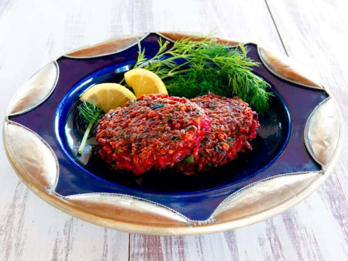 Red Rice and Beet Cakes with Honey Mustard - Crispy, fried vegetarian cakes with a sweet sauce from Simply Ancient Grains