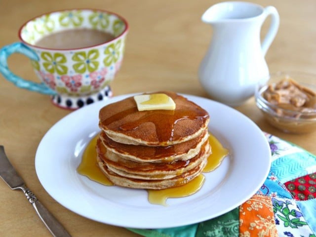 What Rosa Parks Ate: Peanut Butter Pancakes. Learn to make Rosa Parks' Featherlite Peanut Butter Pancakes with this vintage recipe and step-by-step photos.