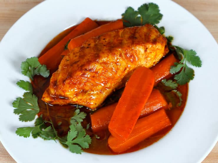 Smoked Paprika Fish with Carrots - Easy Healthy Dinner Recipe with Smoked Paprika, Turmeric, Carrots and Garlic.