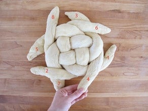 How to fold challah in a circle.