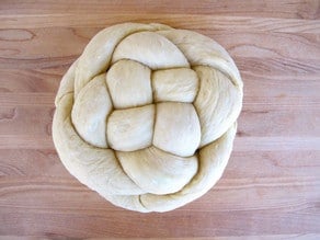 How to fold challah in a circle.